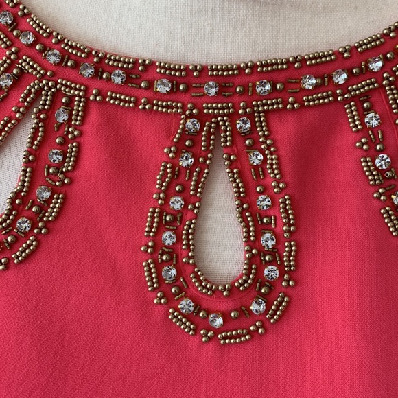 LILLY PULITZER CORAL DRESS WITH EMBELLISHED NECKLINE GOLD & SILVER BEADI… - Picture 2 of 9